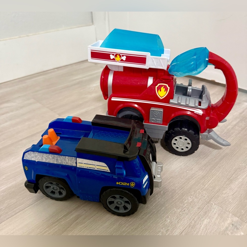 Paw Patrol Fire Truck & Police Truck Toy Bundle Marshall Chase Vehicles